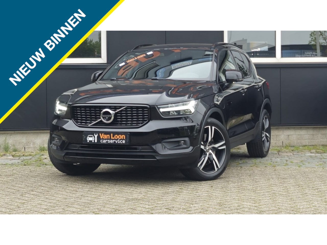 Volvo XC40 - 1.5 T4 Rech Inscr./Stoel-enstuurverw/360 camera/High Perf Sound/ - AutoWereld.nl