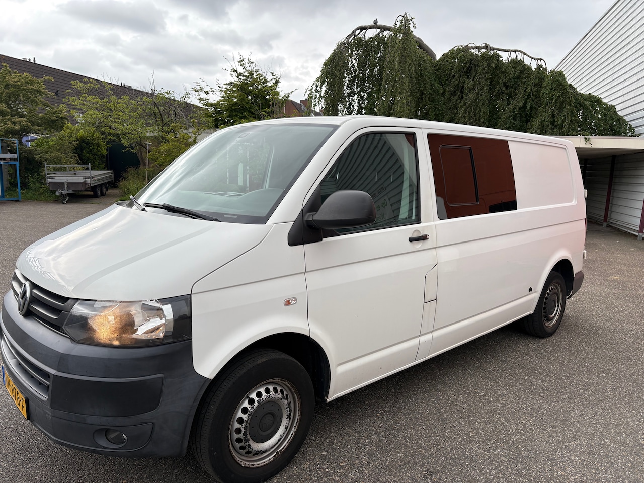 Volkswagen Transporter - 2.0 TDI L2H1 DC Trendline - AutoWereld.nl
