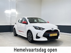 Toyota Yaris - 1.5 Hybrid Active | Camera | Carplay/ Android Auto| PDC | NL | 1 EIg|