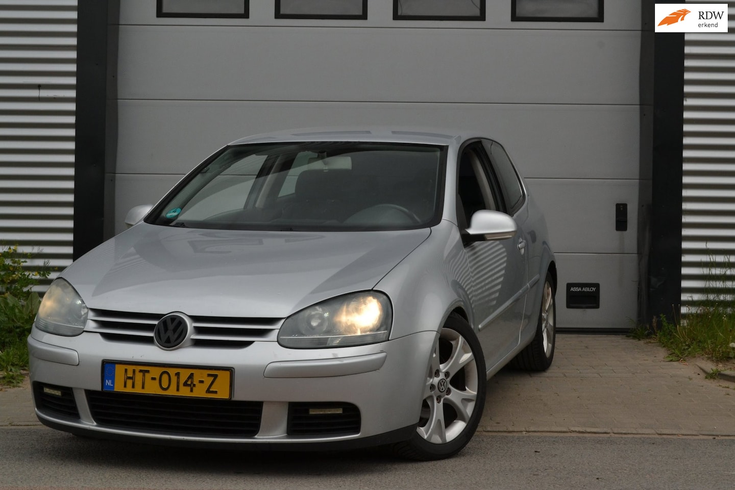 Volkswagen Golf - 1.6 Comfortline 1.6 Comfortline - AutoWereld.nl