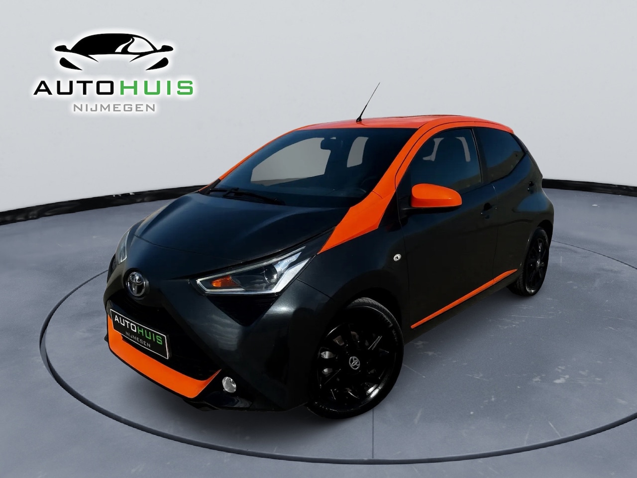 Toyota Aygo - 1.0 VVT-i x-JBL 5 deurs NL Auto Clima Zeer mooie auto - AutoWereld.nl