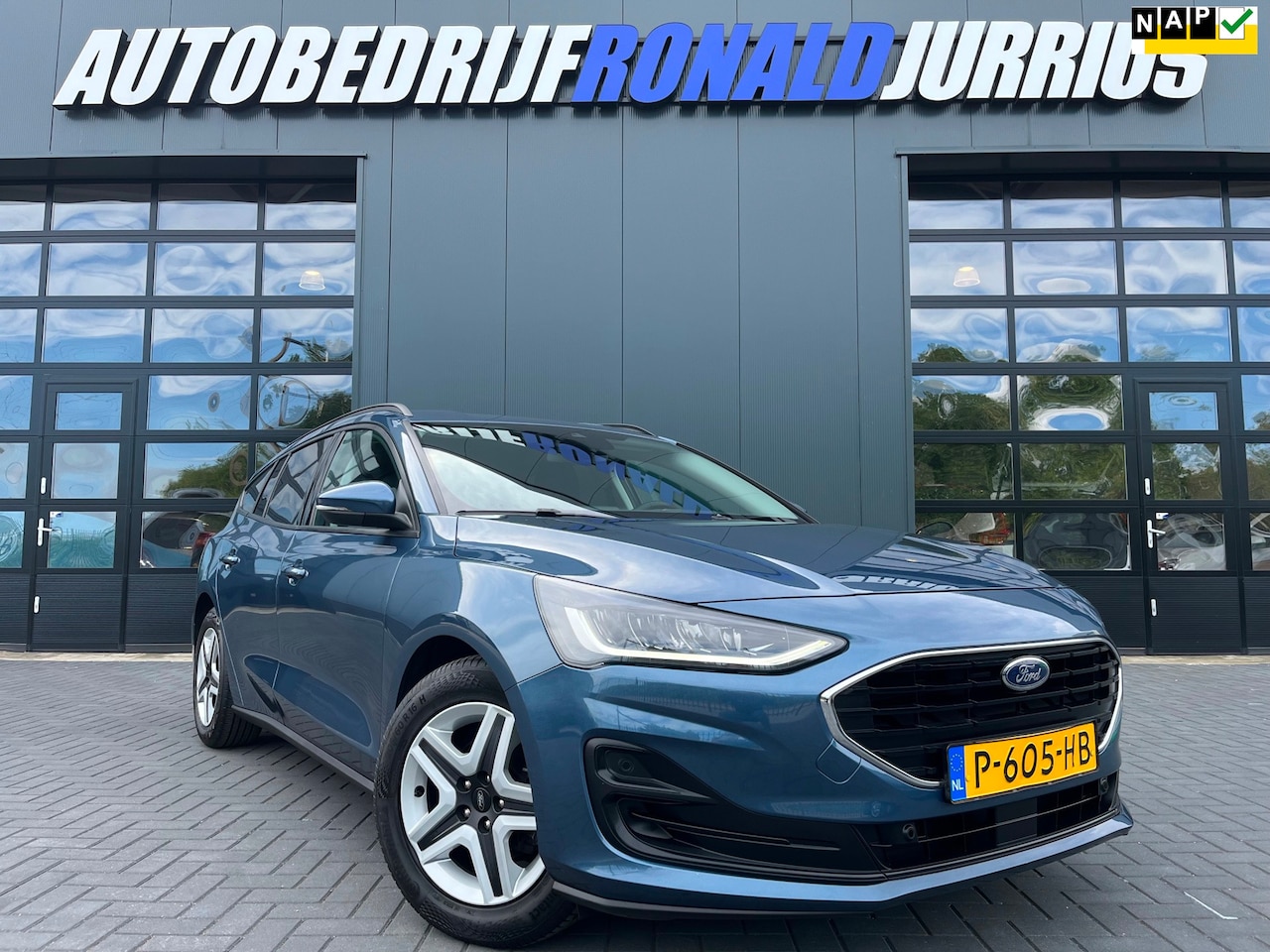 Ford Focus Wagon - 1.0 EcoBoost Hybrid ST Line NL.Auto/Carplay/Cruise-Control/Privacy Glass/Trekhaak/Full Led - AutoWereld.nl
