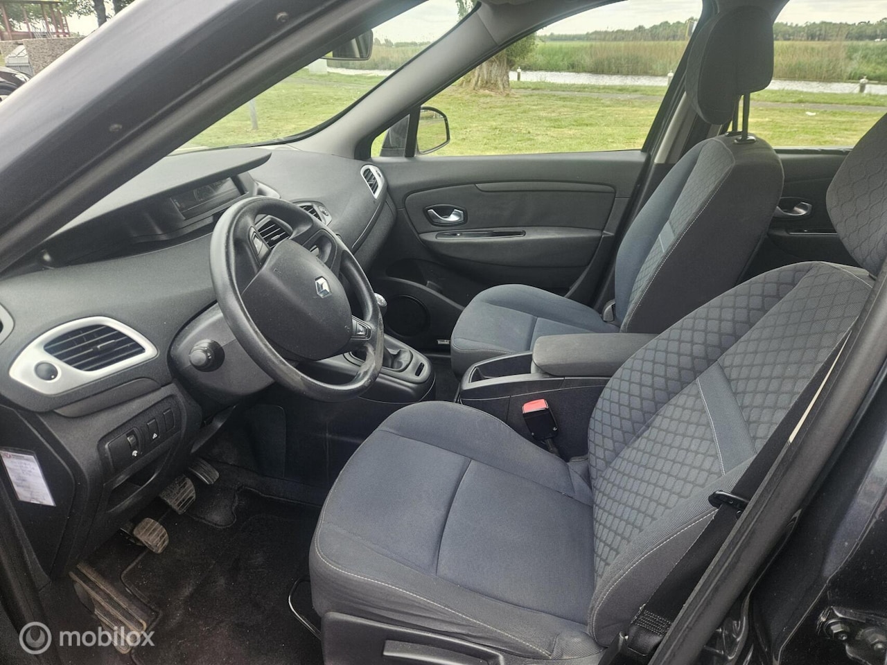 Renault Scénic - 1.4 TCE Expression airco lm wielen radio\cd