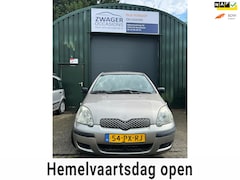 Toyota Yaris - 1.0 VVT-i Idols