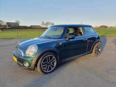 MINI One - 1.4 One Pepper Geen import, NAP rapport, lage km stand, 3e eigenaar