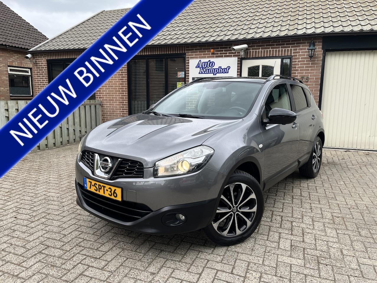 Nissan Qashqai - 1.6 360 Panodak H.leer Trekhaak - AutoWereld.nl