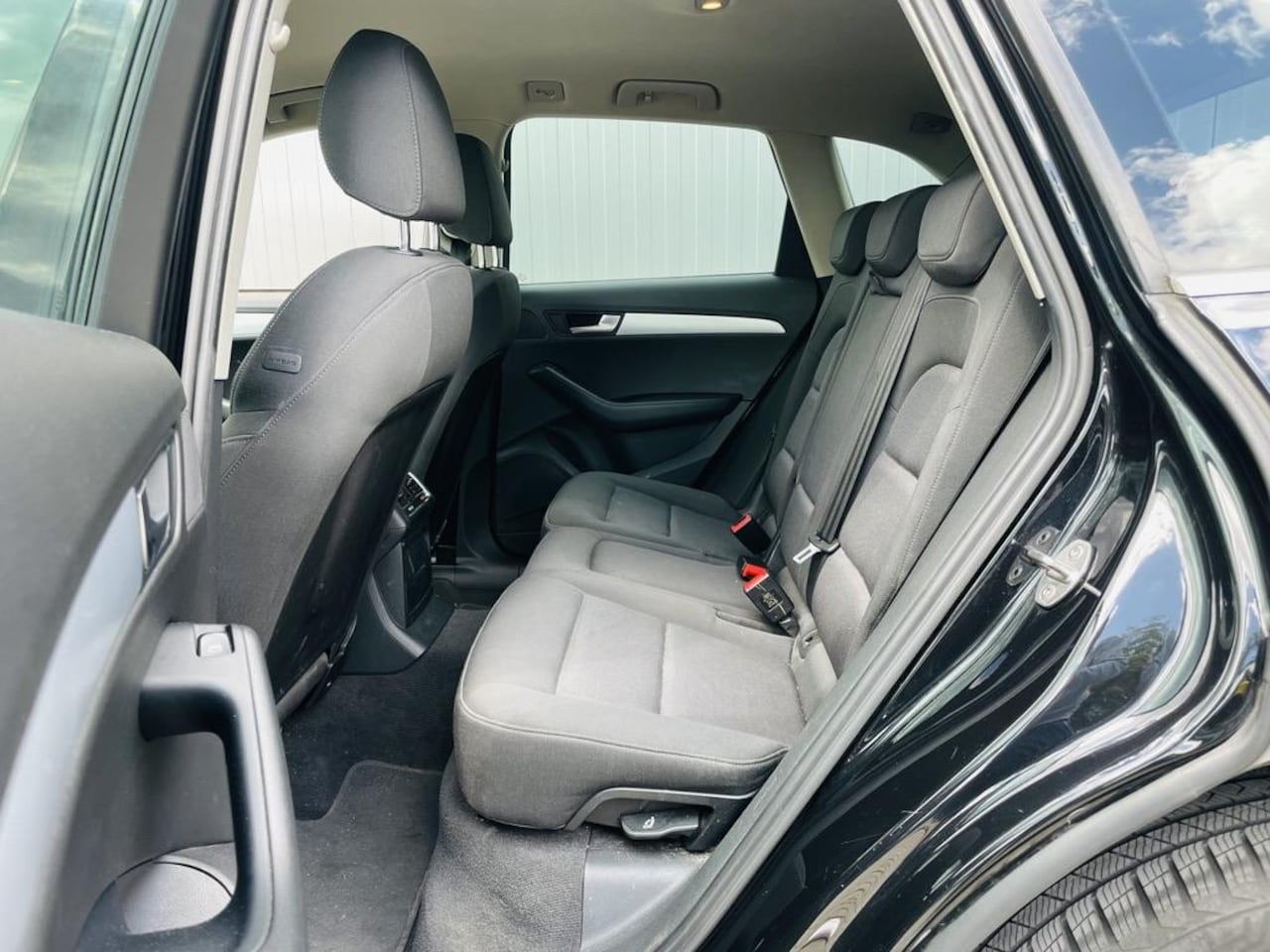 Audi Q5 - 2.0 TFSI quattro Pro Line | Apple CarPlay | Sportstoelen | Trekhaak | Cruise control | Goe