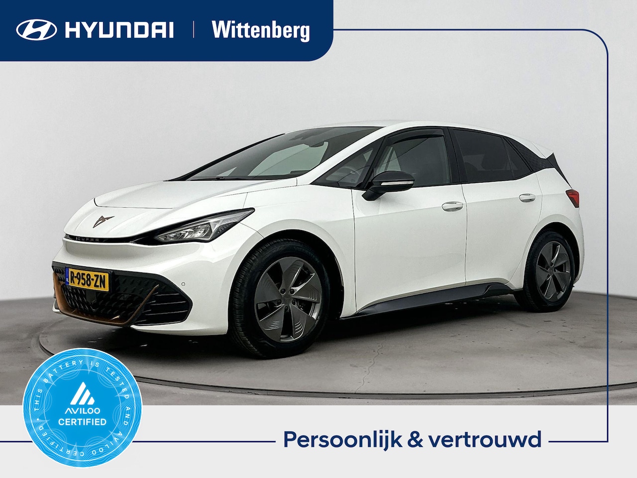 CUPRA Born - Essential 62 kWh | All Season | Sportstoelen | Apple Carplay | Android Auto | Parkeersenso - AutoWereld.nl