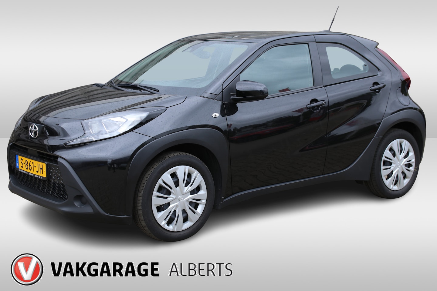 Toyota Aygo X - 1.0 VVT-i MT Play / Airco / Cruise / Apple carplay / Android auto / Camera - AutoWereld.nl