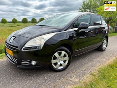 Peugeot 5008 - 1.6 5Persoons Pano|Trekhaak|Goed onderhouden