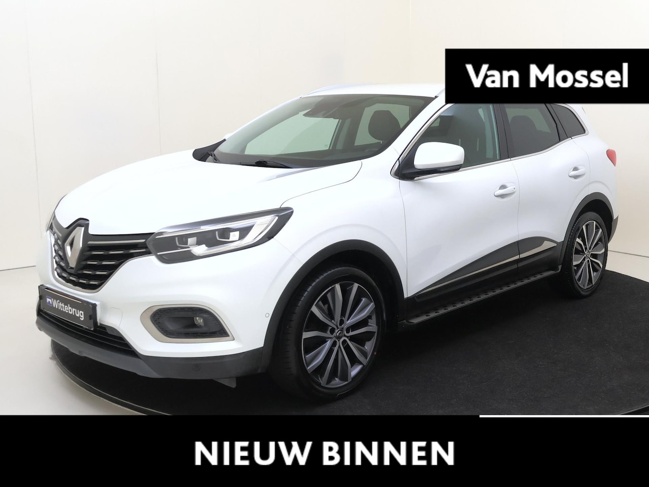 Renault Kadjar - 1.3 TCe Intens | Parkeersensoren Voor + Achter | Parkeer Camera Achter | Navigatie | Cruis - AutoWereld.nl