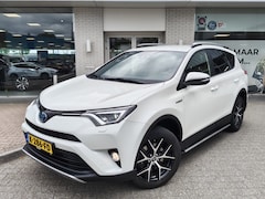 Toyota RAV4 - 2.5 Hybrid AWD Style | Trekhaak | 1650kg Trekgew. | Treeplanken