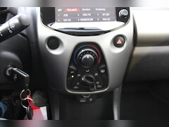 Toyota Aygo - 1.0 VVT-i x-Sport Airco-Camera