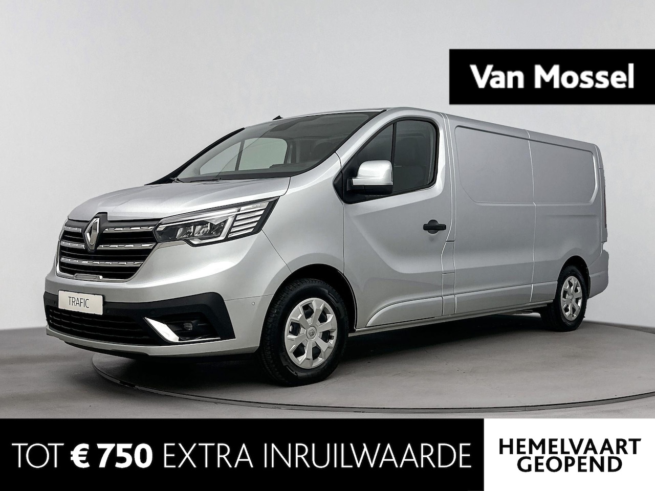 Renault Trafic E-Tech - T29 L2H1 Comfort 52 kWh | NIEUW | Keyless | Achteruitrijcamera + parkeersensoren | Navigat - AutoWereld.nl