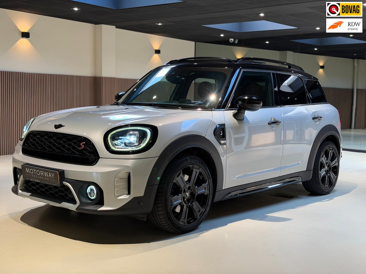 MINI Countryman - Mini 2.0 Cooper S Hammersmith|Pano|Keyless|Memory|H&K - AutoWereld.nl