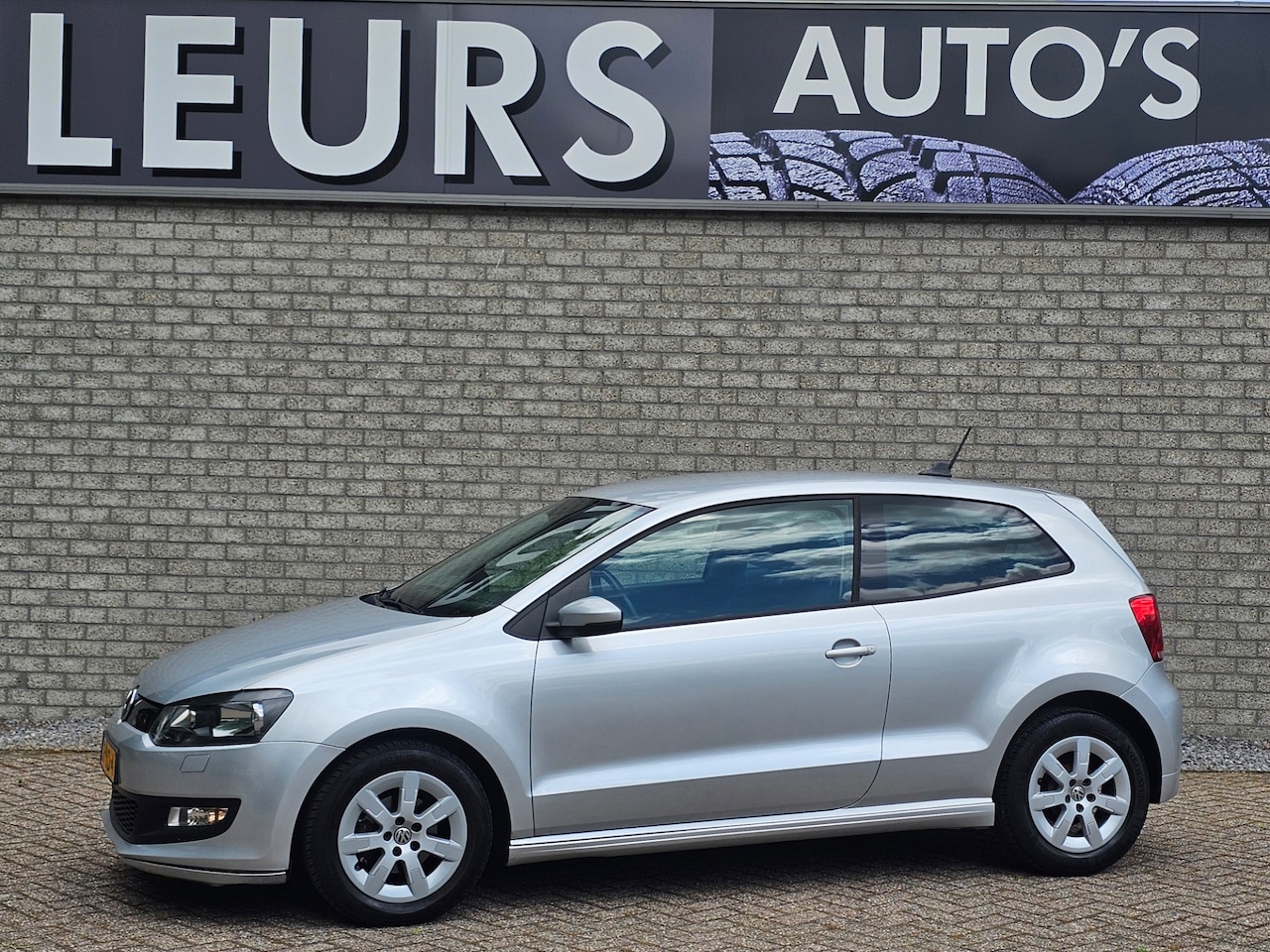 Volkswagen Polo - 1.2 TDI BlueMotion Comfortline Ecc/Ccr/Pdc/Stoelverwarming - AutoWereld.nl