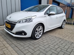 Peugeot 208 - 1.2 PureTech Signature automaat