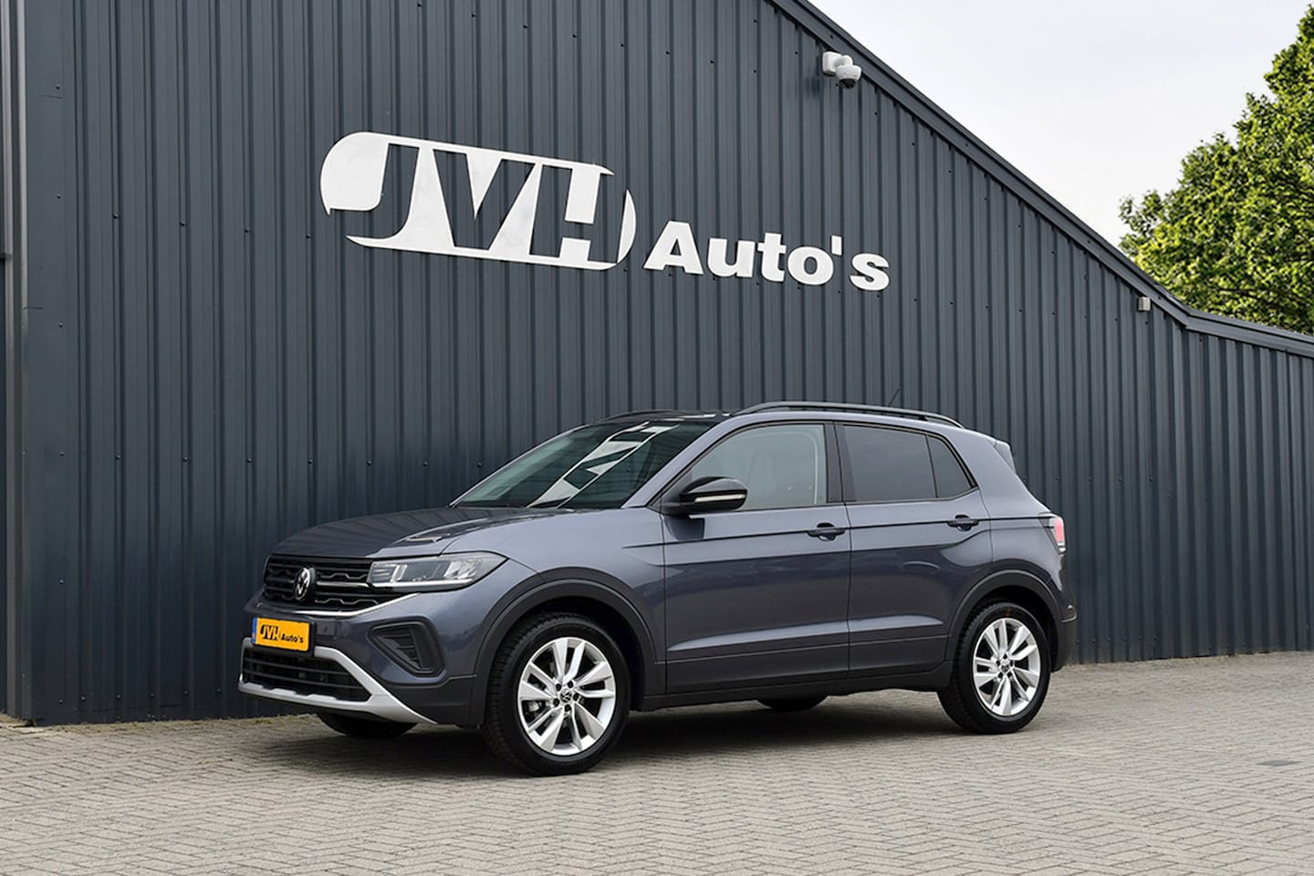 Volkswagen T-Cross - 1.0 TSi Life Sport 04-2025 | BTW | 1/2Leder | VirtualCP | Adapt.CC | AllSeason - AutoWereld.nl