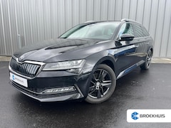 Skoda Superb Combi - Style iV 218pk DSG/AUTO | Elektrisch verstelb. voorstoelen | 95% SOH | Adaptive cruise | S