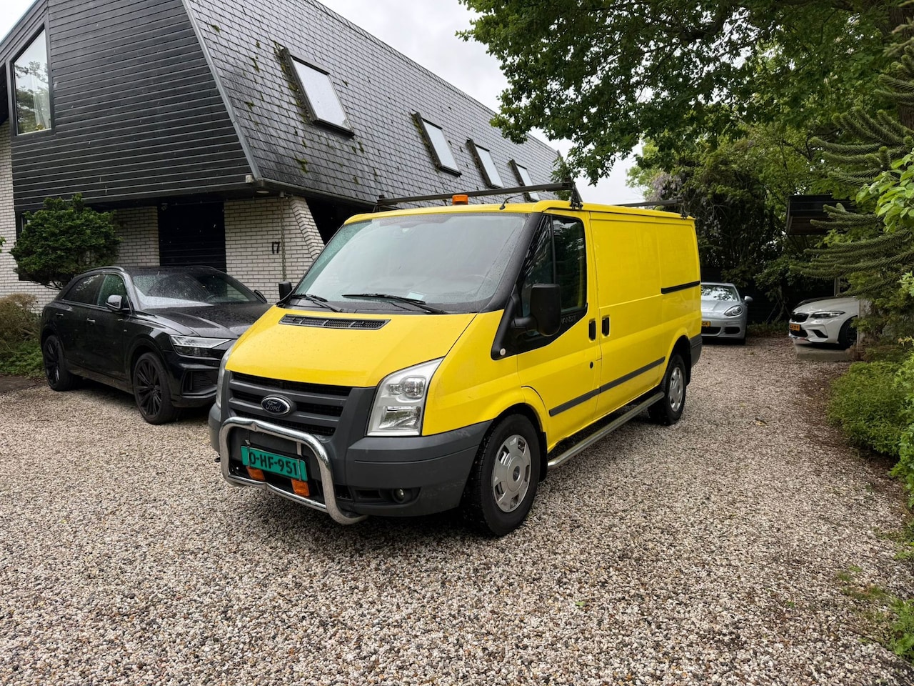 Ford Transit - 330M 2.2 TDCI Airco Luchtvering - AutoWereld.nl