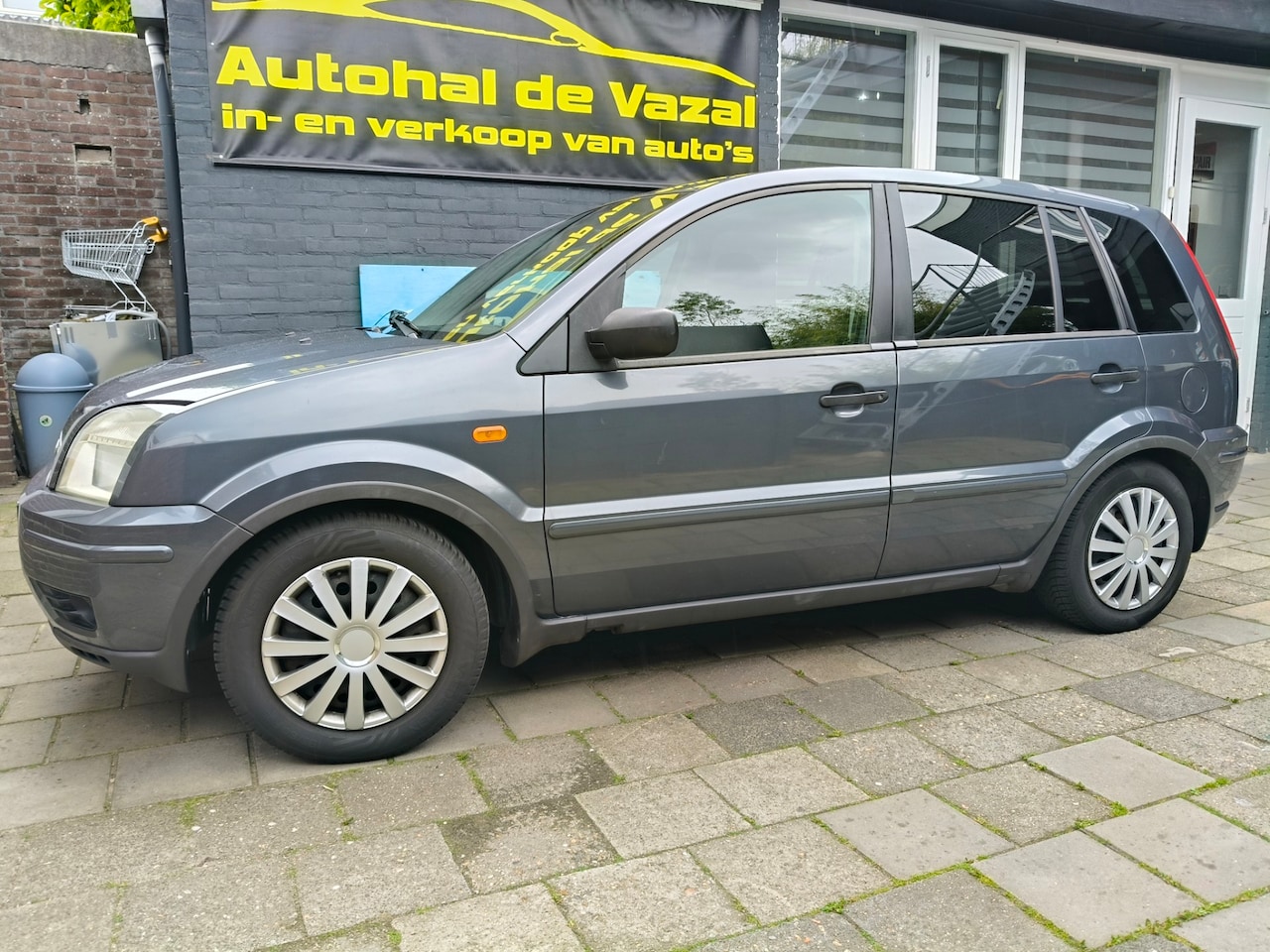 Ford Fusion - 1.6-16V Fusion+ airco 4 seiz banden - AutoWereld.nl