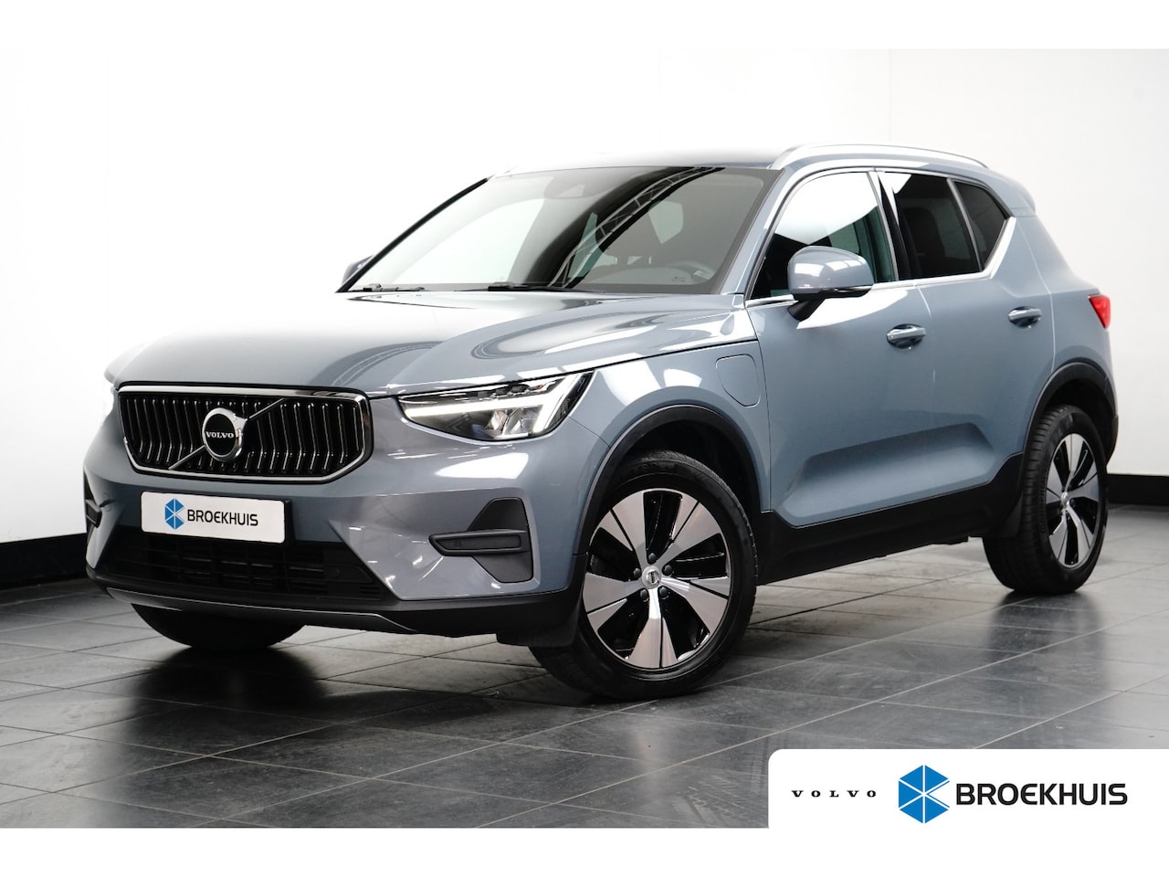 Volvo XC40 - 1.5 T4 Plug-in hybrid Plus Bright | Achteruitrijcamera | Alarmsysteem | Apple Carplay/Andr - AutoWereld.nl