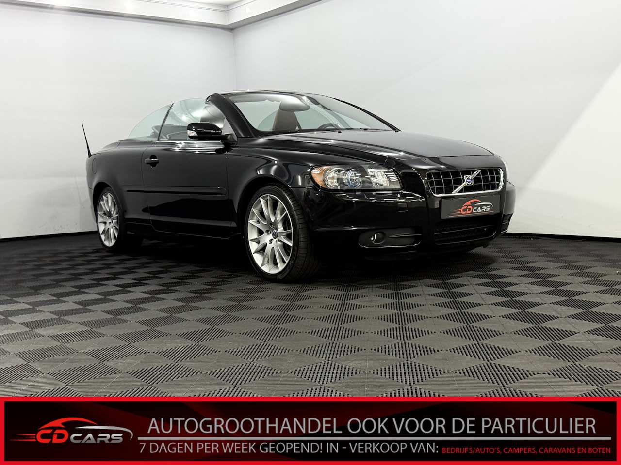 Volvo C70 Convertible - 2.5 T5 Summum Leder, Apple carplay, Memory stoelen, Clima, Cruise control, Stoelverwarming - AutoWereld.nl