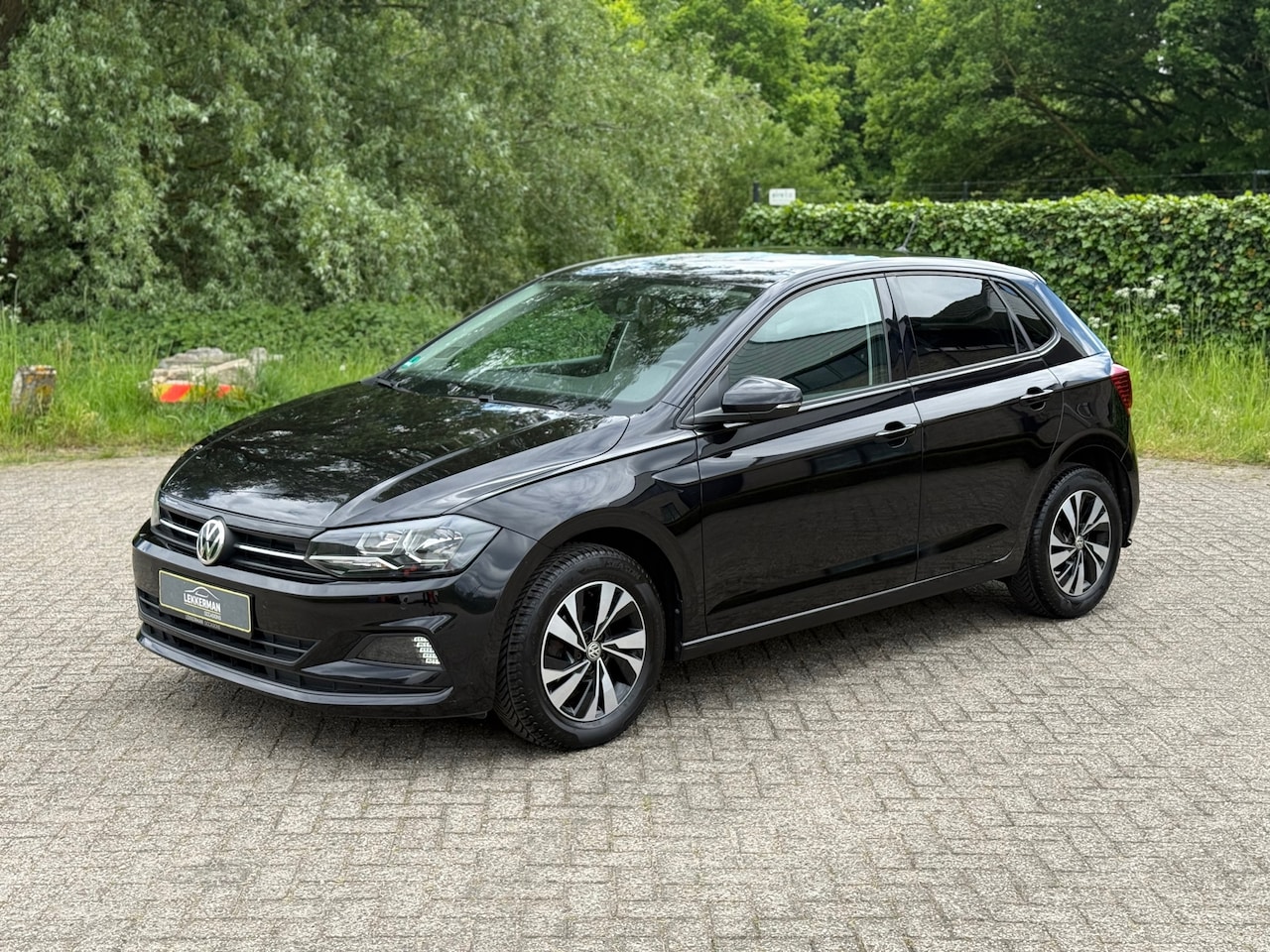 Volkswagen Polo - 1.0 High Line PDC I CLIMA I STOELVERWARMING I GOED ONDH - AutoWereld.nl