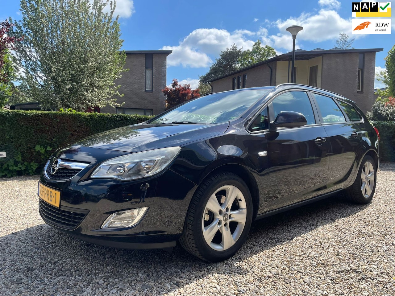 Opel Astra Sports Tourer - 1.7 CDTi Edition 1.7 CDTi Edition - AutoWereld.nl