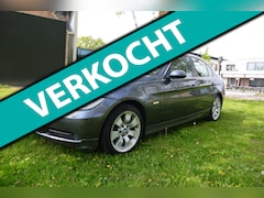 BMW 3-serie - 320i Executive automaat-airco-cruise-navigatie