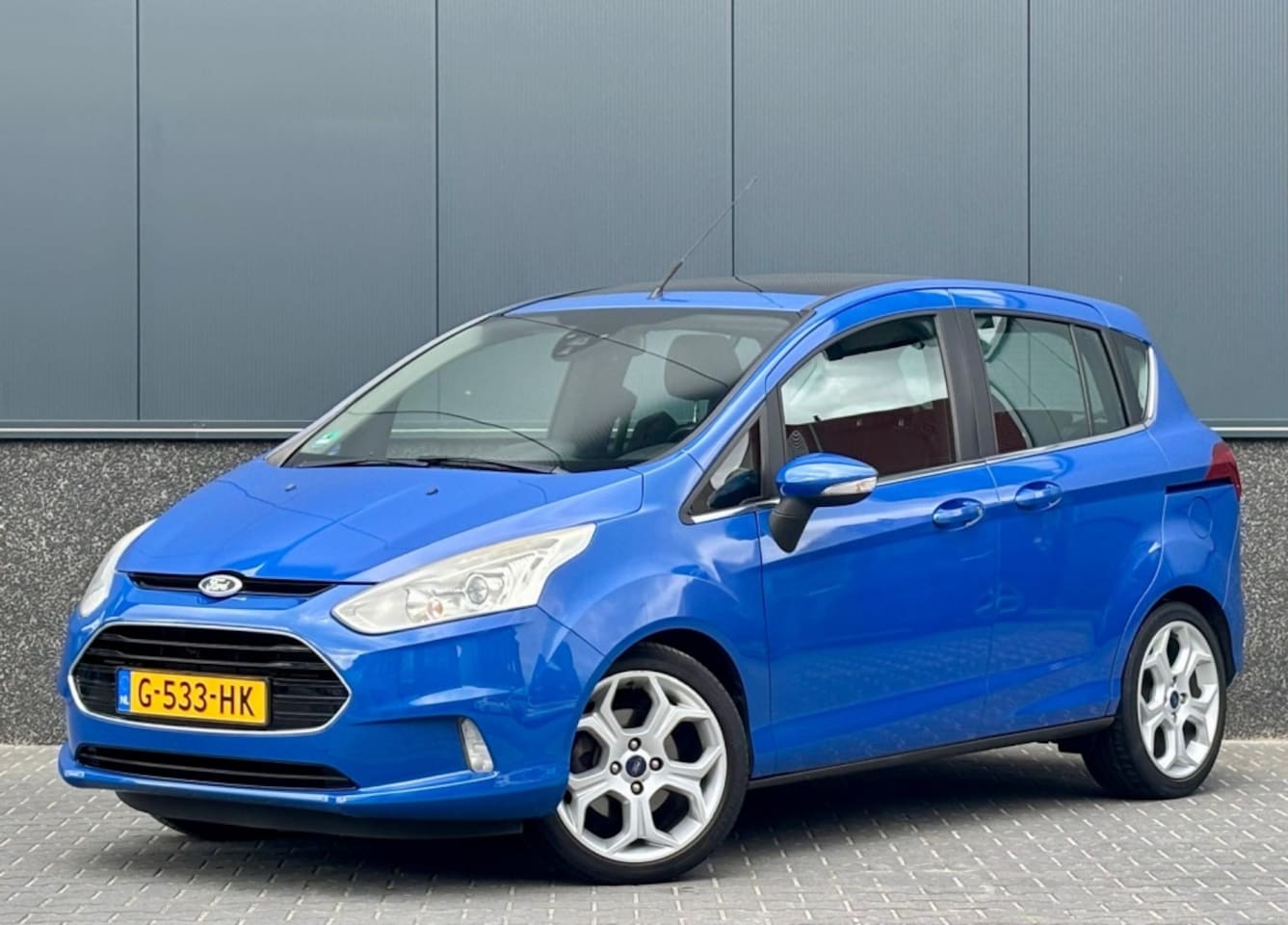 Ford B-Max - 1.0 EcoB. Titanium Nieuwe distributie | Panorama - AutoWereld.nl