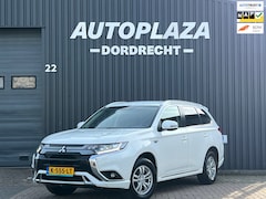 Mitsubishi Outlander - 2.4 PHEV Pure TREKHAAK |APPLE CARPLAY |