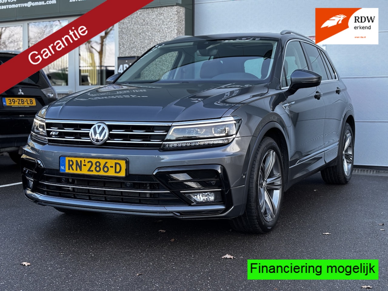 Volkswagen Tiguan - 2.0TSI 4Motion Highline R-Line Pano Keyless Dsg Leer Trekhaak VOLLLL - AutoWereld.nl