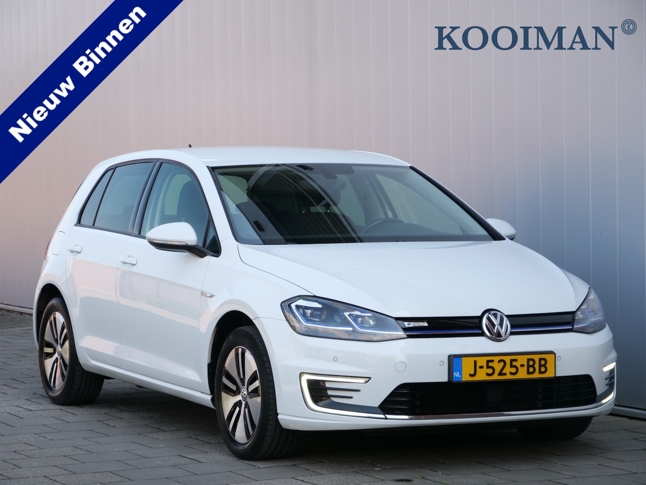 Volkswagen e-Golf - E-DITION Automaat Climate control / Adaptieve Cruise-control - AutoWereld.nl