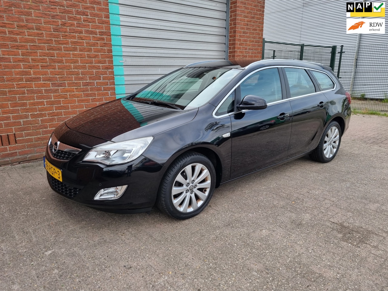 Opel Astra Sports Tourer - 1.4 Turbo Cosmo Navi! Bj:2011 NAP! - AutoWereld.nl