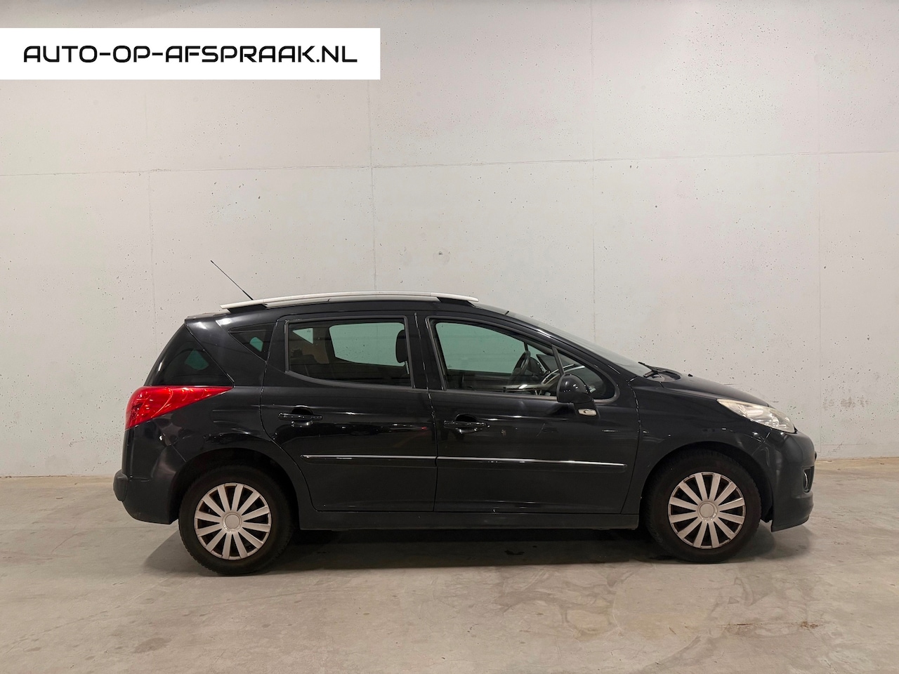 Peugeot 207 SW - 1.6 VTi XS Pano Clima Cruise Trekhaak - AutoWereld.nl