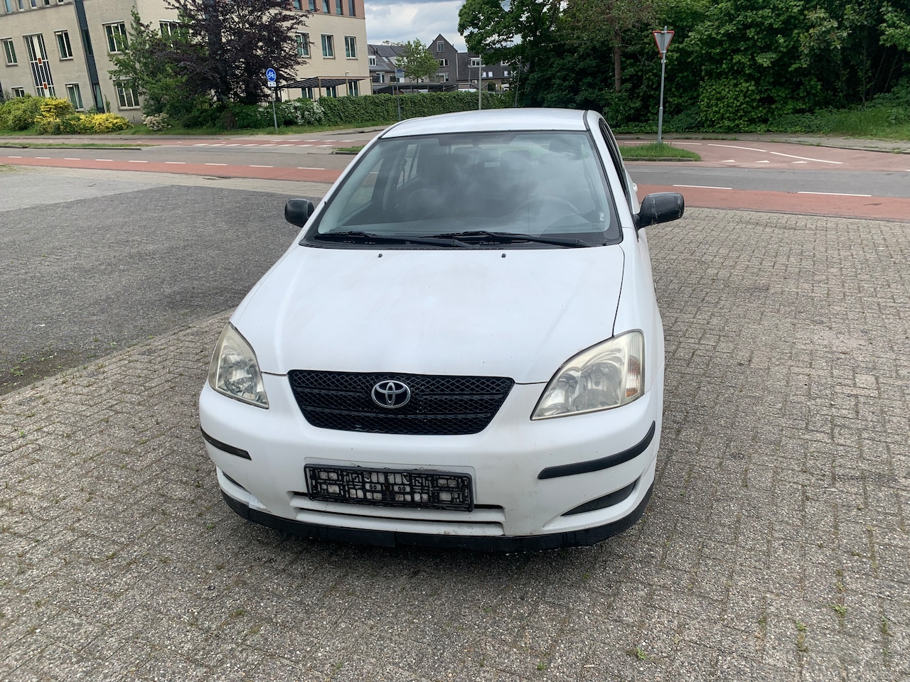 Toyota Corolla - 1.6 VVT-i Linea Sol - AutoWereld.nl
