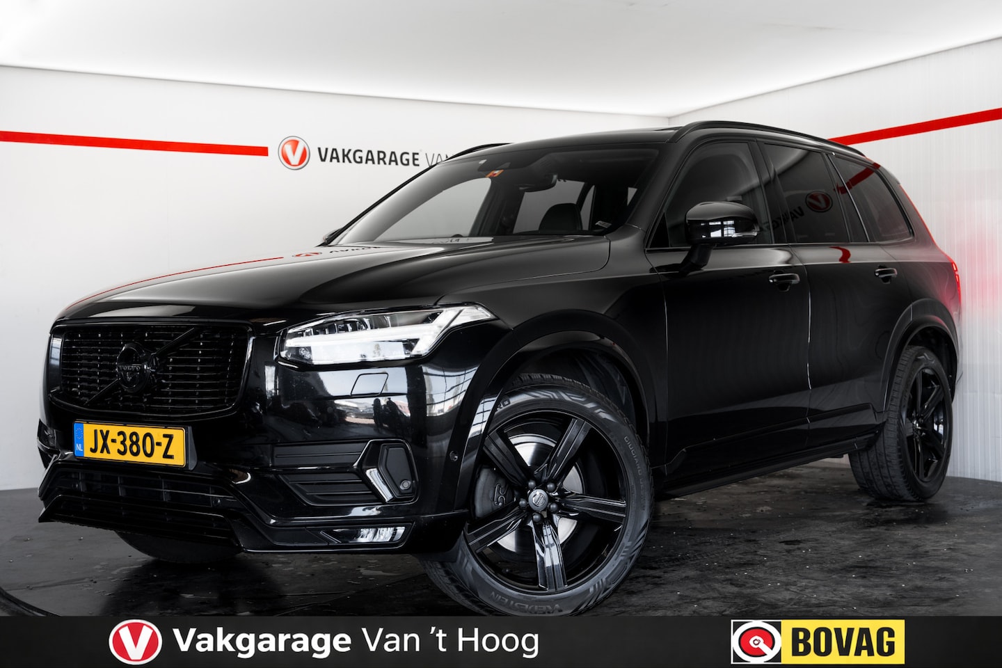 Volvo XC90 - D5 AWD R-Design B&W audo 7 persoons trekhaak Panoramadak - AutoWereld.nl