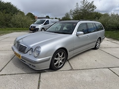 Mercedes-Benz E-klasse Combi - 200 Elegance airco automaat