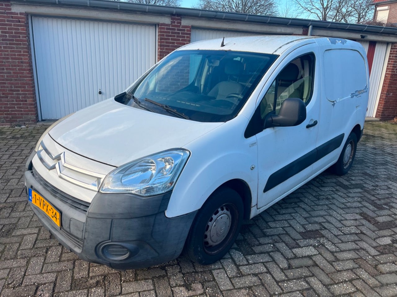 Citroën Berlingo - 1.6 HDIF 500 Comfort AIRCO - AutoWereld.nl