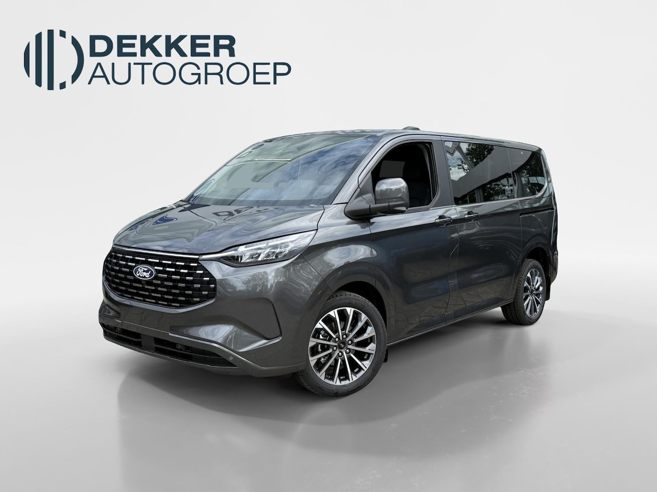 Ford Transit Custom Tourneo - Titanium X L1H1   UIT VOORRAAD LEVERBAAR TREKHAAK - CARPLAY - WINTERPACK - 8-Zits - AutoWereld.nl