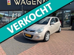 Hyundai i20 - 1.2i Business Edition Airco|Elektr pak|DealerOH