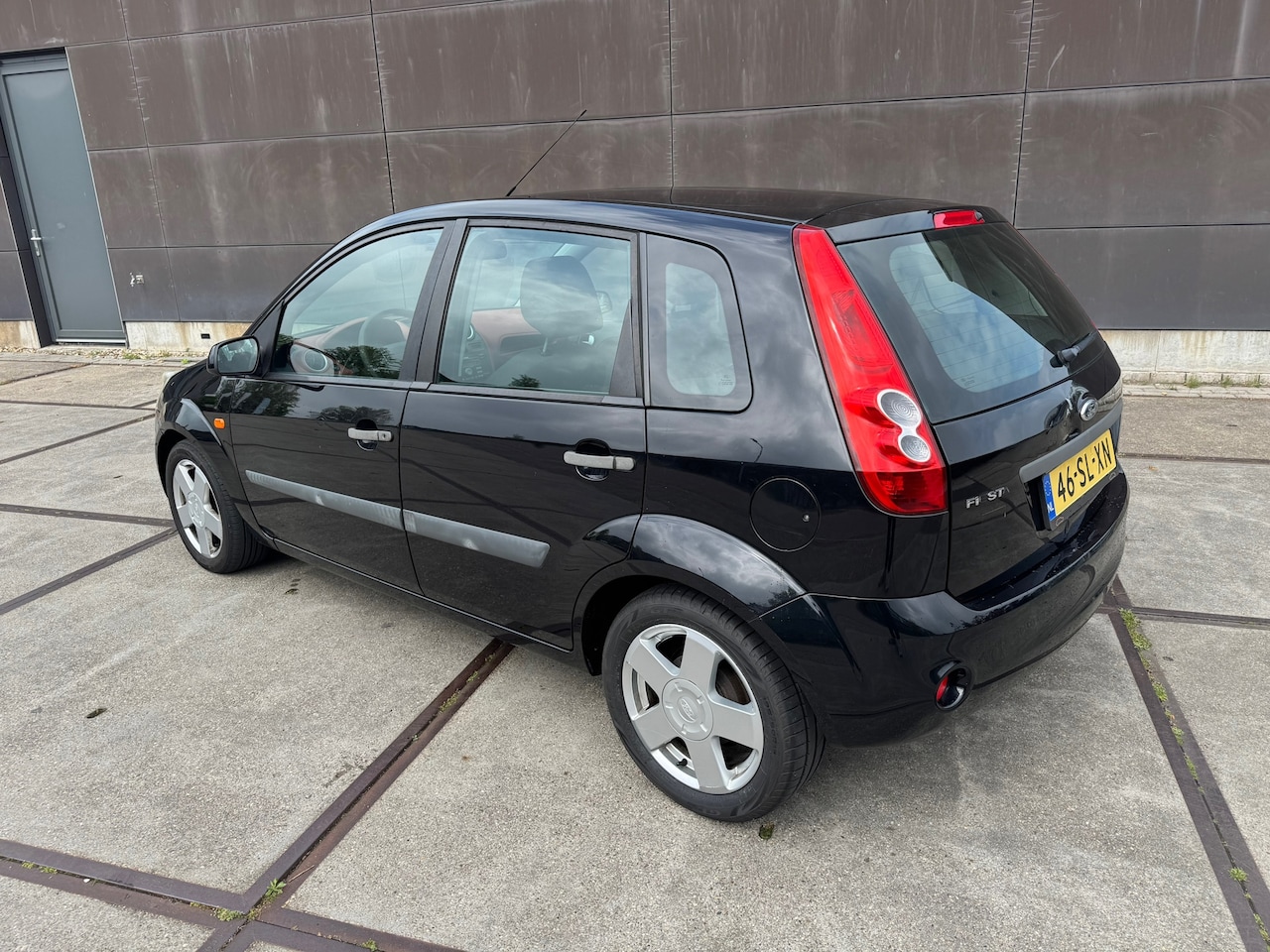 Ford Fiesta - 1.3-8V Futura 1.3-8V Futura - AutoWereld.nl