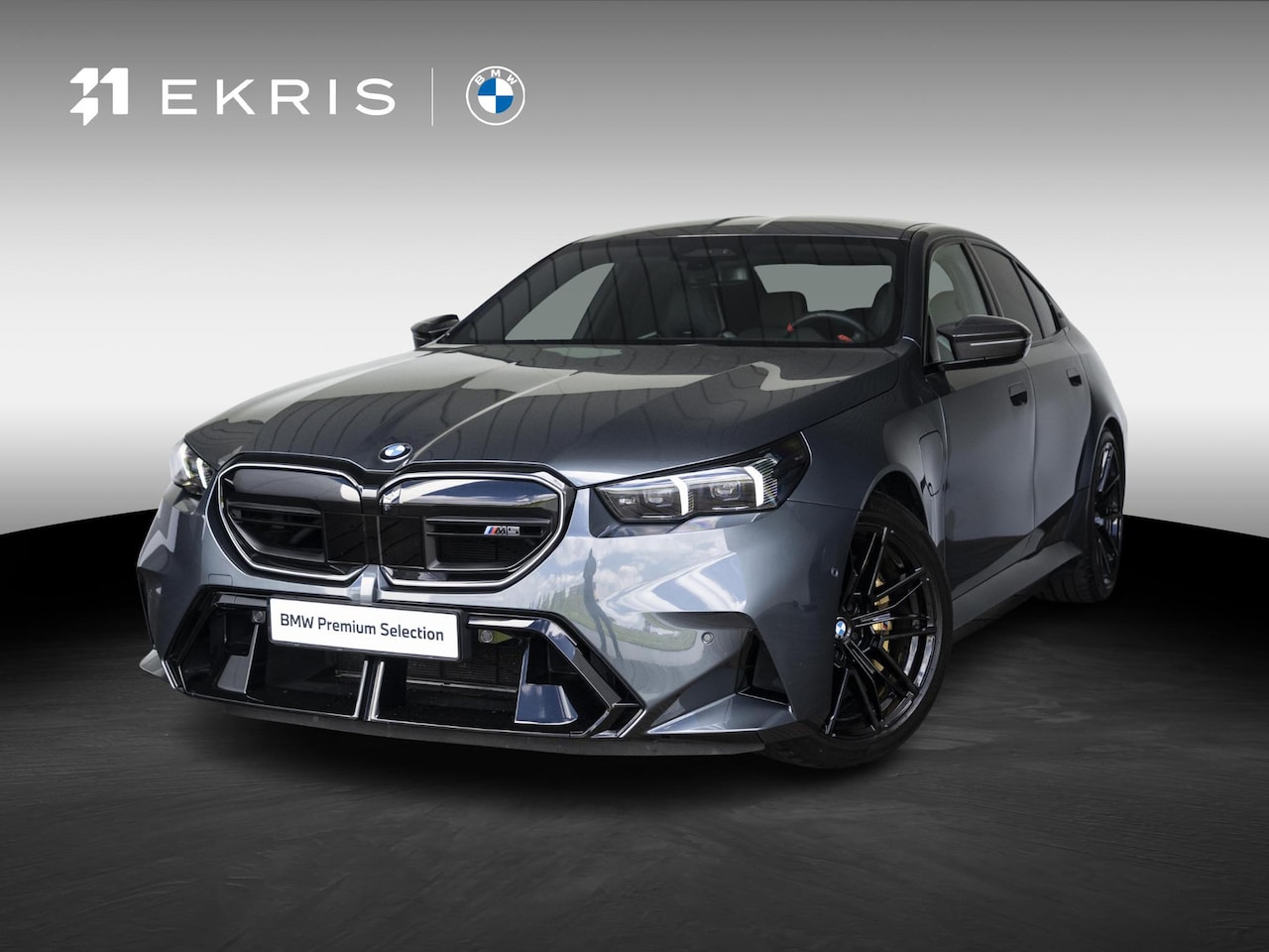 BMW M5 - Sedan | M Driver's Pack | M Drive Professional | M Carbon-keramische remmen | Stuurwielran - AutoWereld.nl