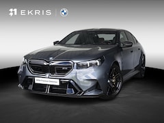 BMW M5 - Sedan | M Driver's Pack | M Drive Professional | M Carbon-keramische remmen | Stuurwielran