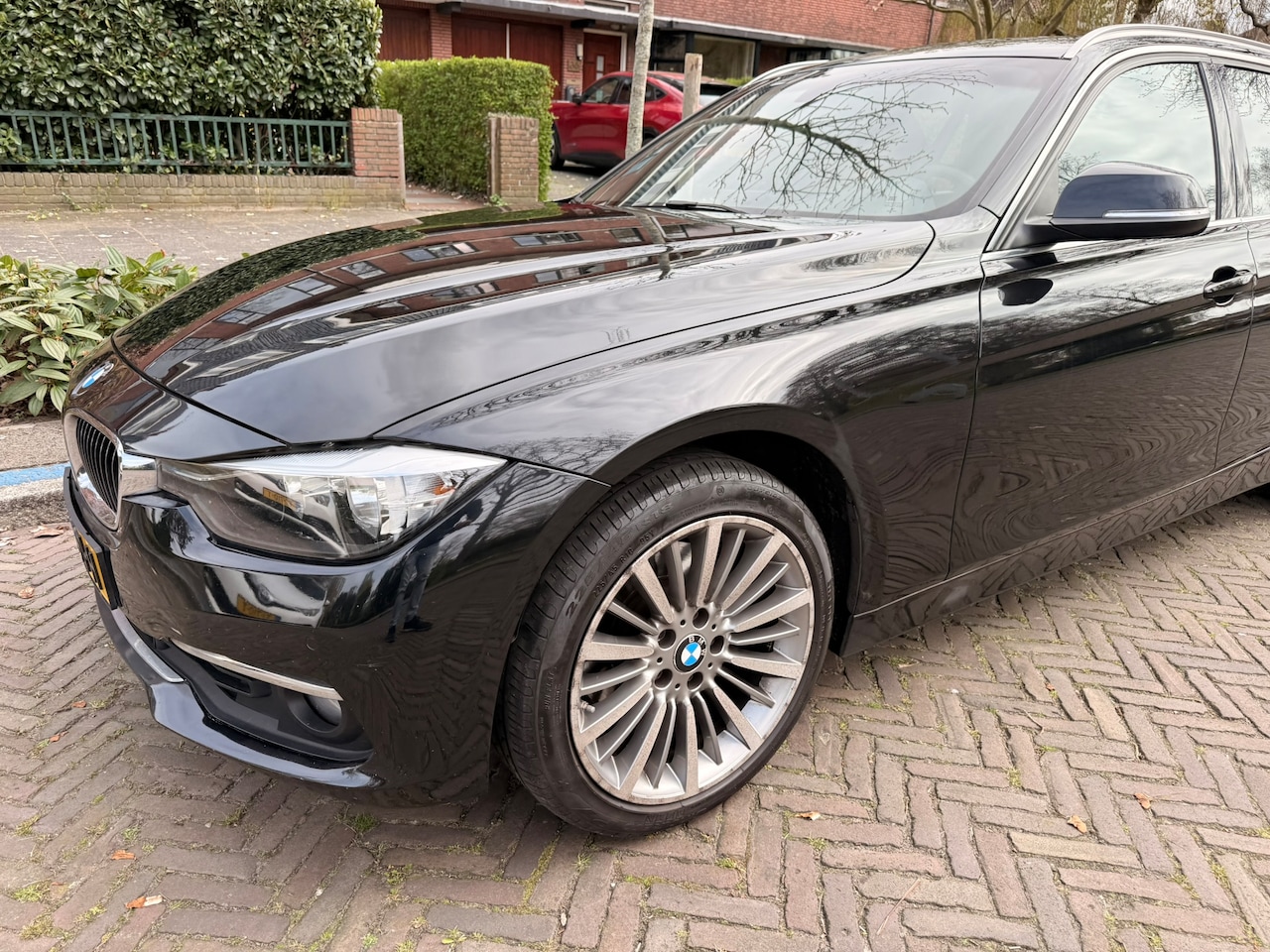 BMW 3-serie Touring - 330d xDrive Luxury - AutoWereld.nl