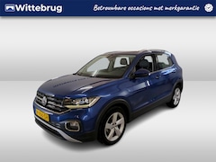 Volkswagen T-Cross - 1.0 TSI Style Executive Multimedia Parkeersensoren / Navigatie / 17"LM velgen / Clima / Le
