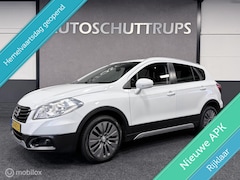 Suzuki SX4 S-Cross - 1.6 Exclusive CLIMA / CRUISE / KEYLESS / LMV / NAP / PARELMOER