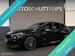 BMW 1-serie - M135i xDrive High Executive Edition M SPORT / SCHUIFDAK / VOL LEDER / PANO / HARMAN & KARD
