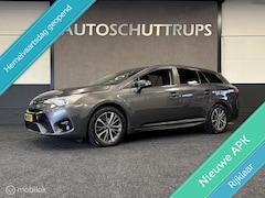 Toyota Avensis - 1.8 VVT-i Dynamic NAVI / CLIMA / CRUISE / TR.HAAK / DEALER O.H. /